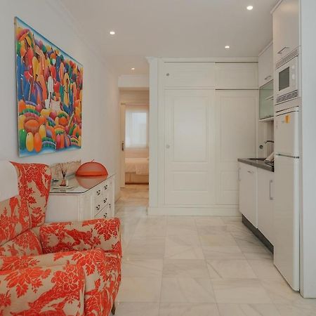 C1 - Seaside Malagueta Central Apartment Малага Экстерьер фото